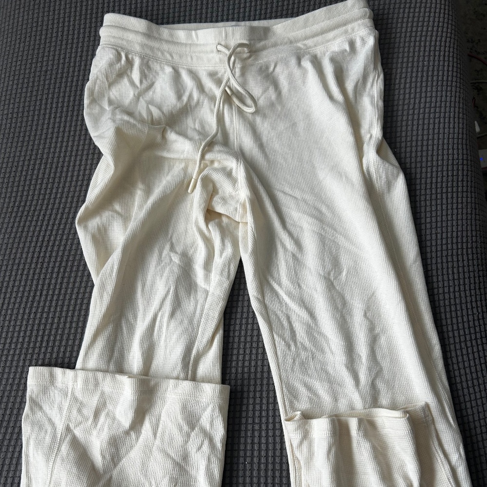 Aritzia Sunday Best Baby Waffle Pant